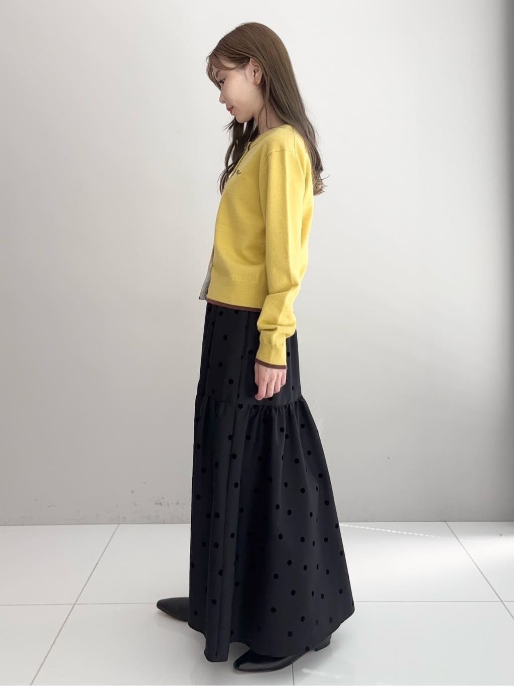清水夏姫さんの「DRESSTERIOR｜◆Dhyana．（ディアナドット）&times;金子綾 ロングブーツ」を使ったコーディネート