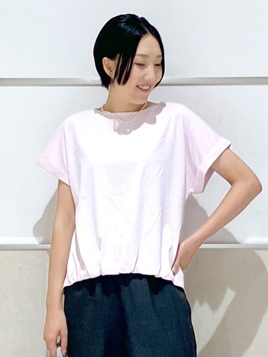 eriko さんの「Dessin｜【二の腕カバー／UVカット】ロールアップスリーブ裾ギャザーカットソー」を使ったコーディネート