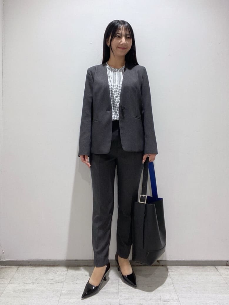 meiさんの「INDIVI｜【通勤／オフィス】タックジョーゼットブラウス」を使ったコーディネート