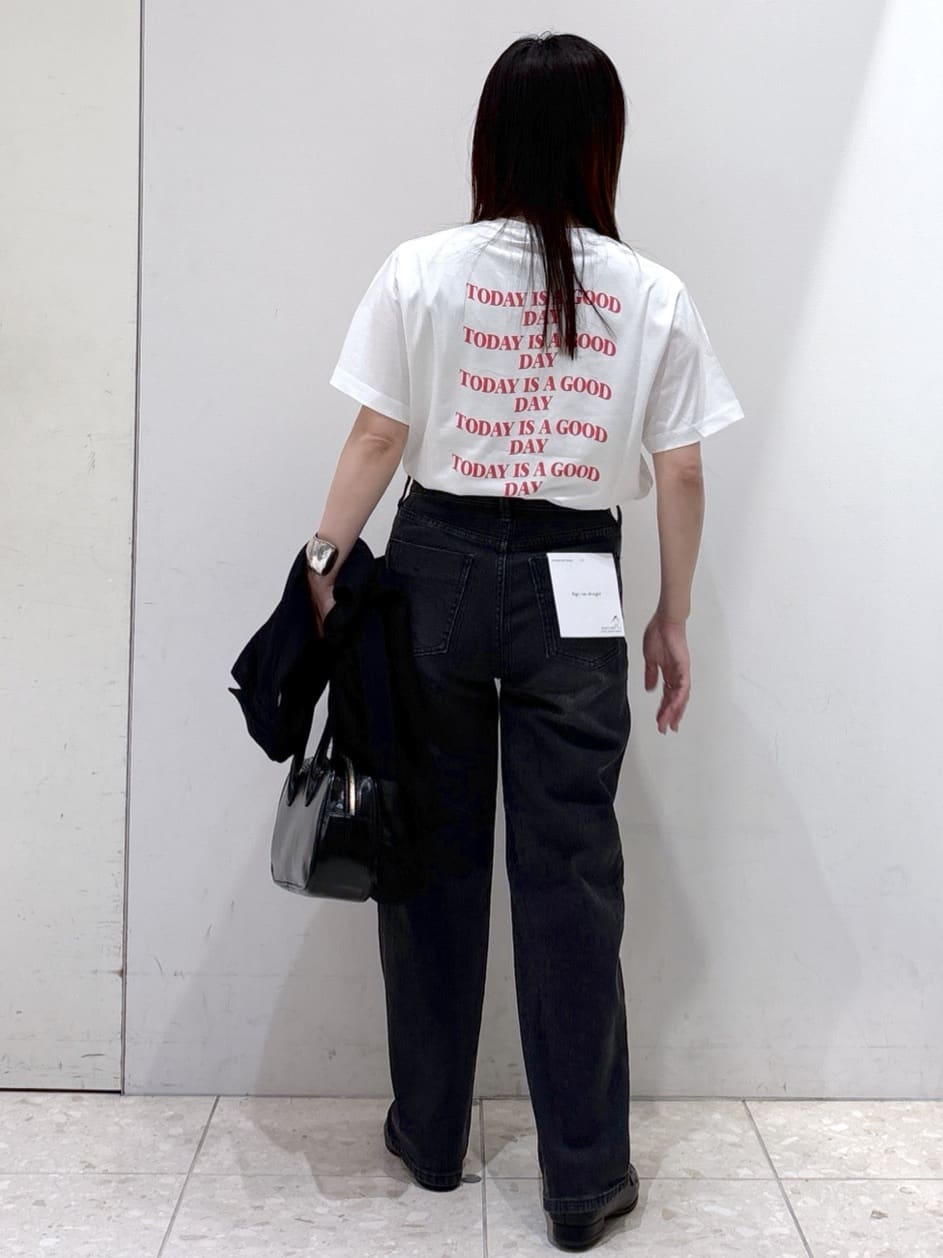 mameさんの「OPAQUE.CLIP｜【Pontre Studio／ポンレストゥディオ】別注グラフィックTシャツ」を使ったコーディネート