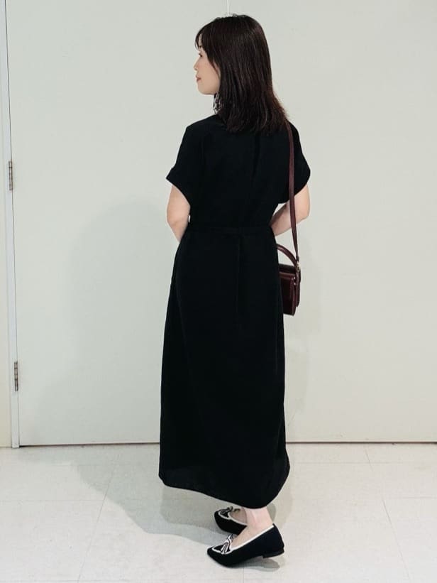 makiさんの「UNTITLED｜【UV/はっ水】リラククールワンピース」を使ったコーディネート