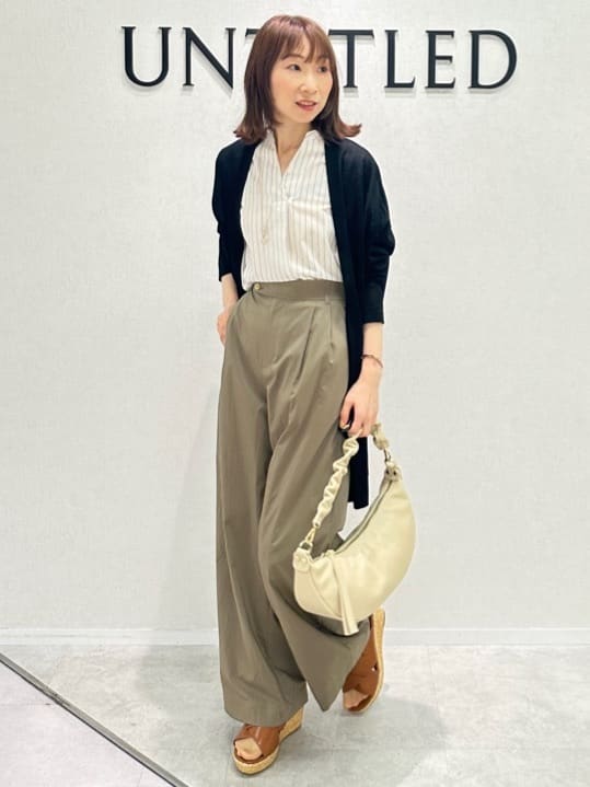 Miwaさんの「UNTITLED｜【洗える/スキッパー】フレンチスリーブシアーブラウス」を使ったコーディネート