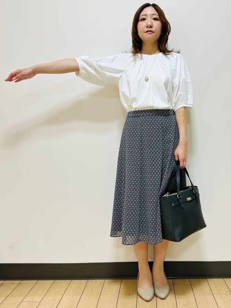 miiiさんの「Reflect｜【マシンウォッシュ可／セットアップ可】コツキ柄プリントフレアスカート」を使ったコーディネート