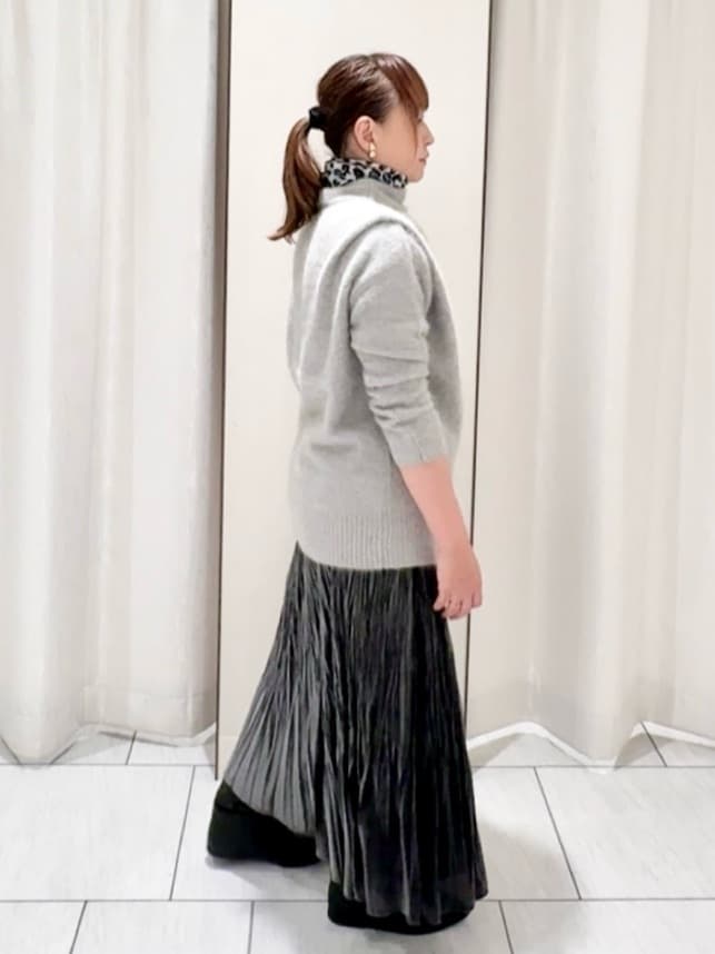 ʏᴜᴋɪᴋᴏさんの「UNTITLED｜【大人な品格/ふわふわニット】フォックスカシミヤ コクーンニット」を使ったコーディネート