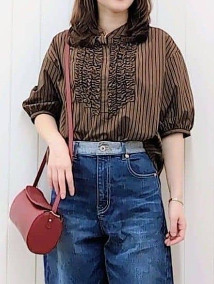 itoさんの「Dessin｜【洗える】フリルバンドカラー五分袖ブラウス」を使ったコーディネート