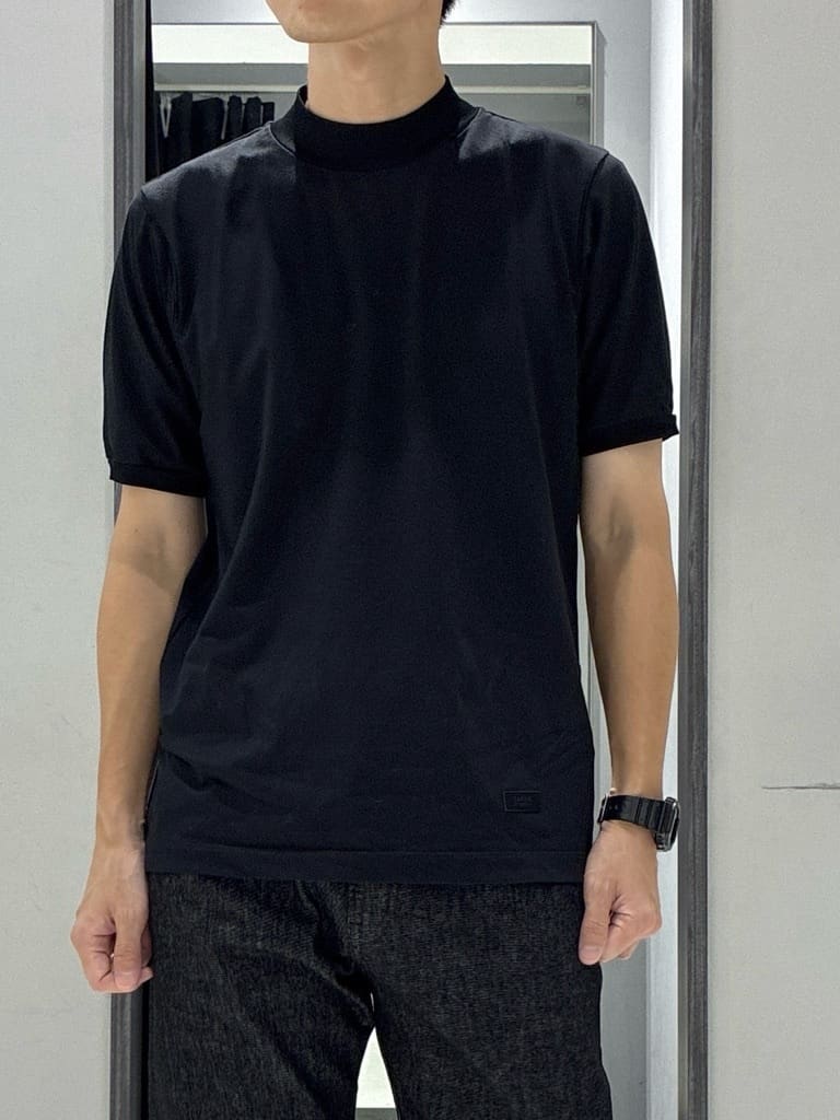 わいずみさんの「TAKEO KIKUCHI｜【COOL CITY WEAR】インドライ天竺モックネック プルオーバー /吸汗速乾」を使ったコーディネート