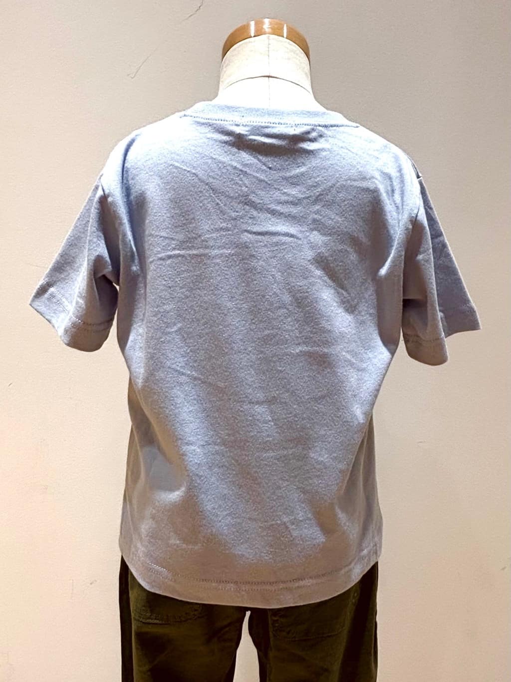 yumiさんの「Dessin｜【洗える】Deddyロゴ入り オーガニックコットンTシャツ」を使ったコーディネート