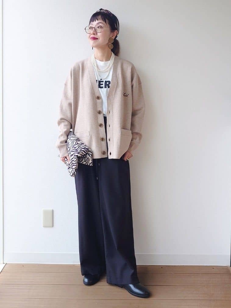 MUTSUKOさんの「UNTITLED｜【CHIGNON】CHERIE シンプルロゴTシャツ」を使ったコーディネート