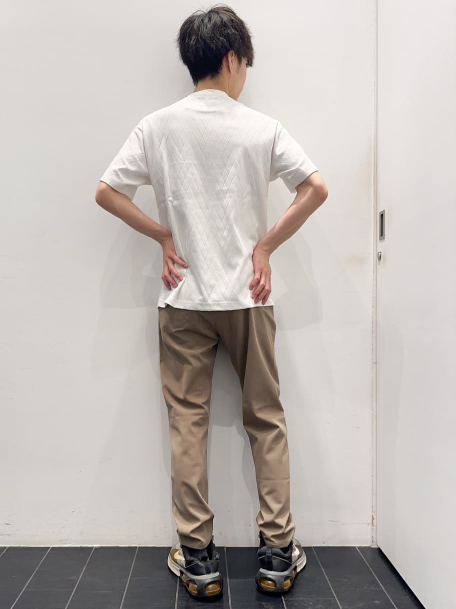 ちびちゃんさんの「THE SHOP TK｜【好評につき再入荷！】ジオメトリックリンクス半袖Tシャツ」を使ったコーディネート