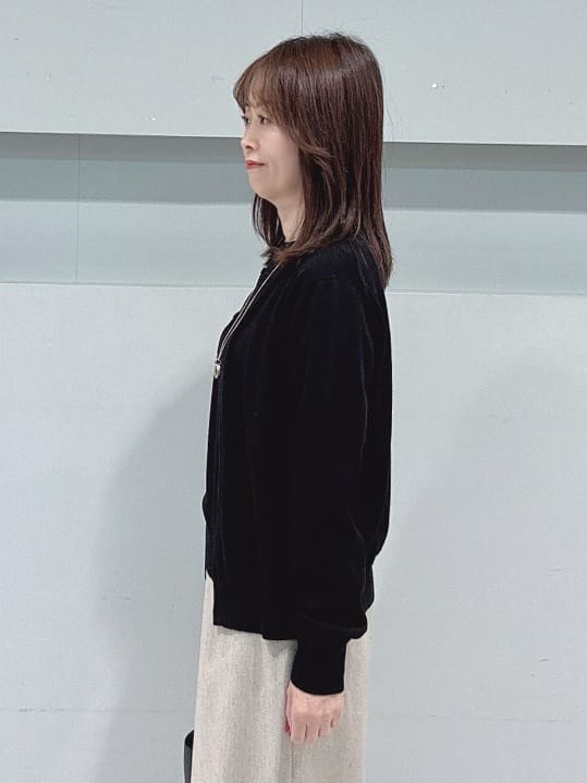 makiさんの「UNTITLED｜【洗える/アンサンブル可/ウール100%】ウールクルーカーディガン」を使ったコーディネート