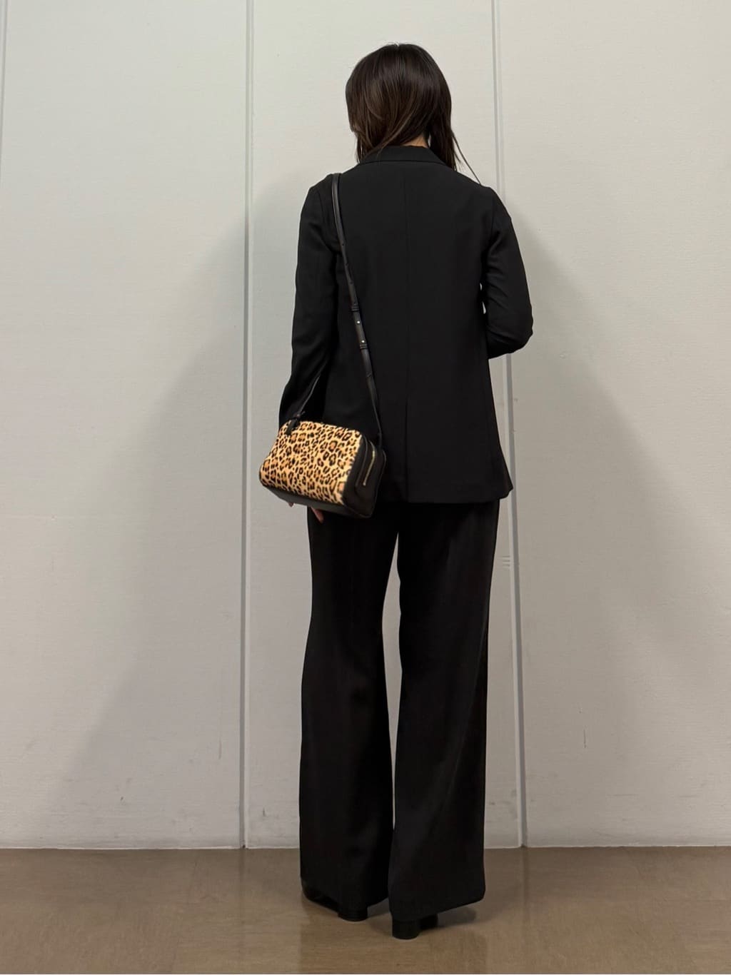 mizukiさんの「INDIVI｜【セットアップ可能】ビスチェレイヤード風トップス」を使ったコーディネート