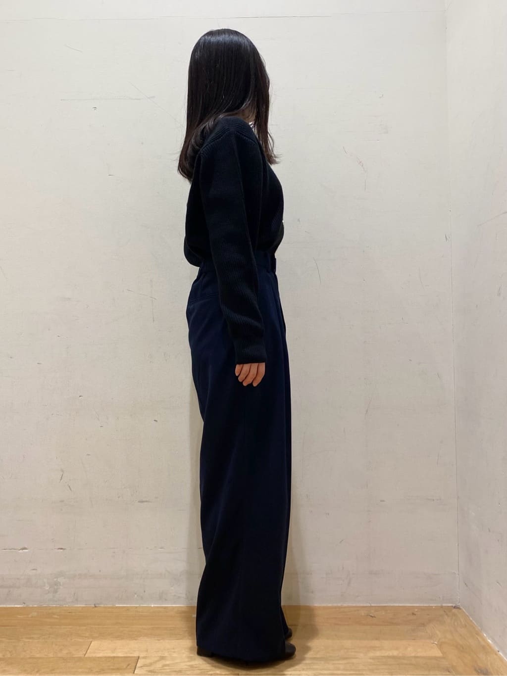 みなみさんの「OPAQUE.CLIP｜アシンメトリーボタンカーディガン【洗濯機OK】」を使ったコーディネート