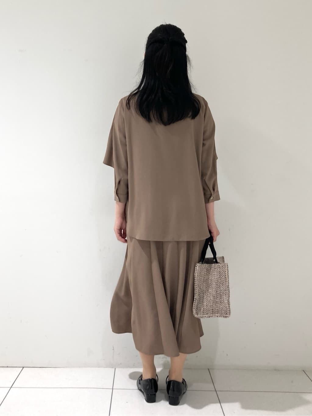 momokoさんの「INDIVI｜【美シルエット】ノースリーブワンピース」を使ったコーディネート