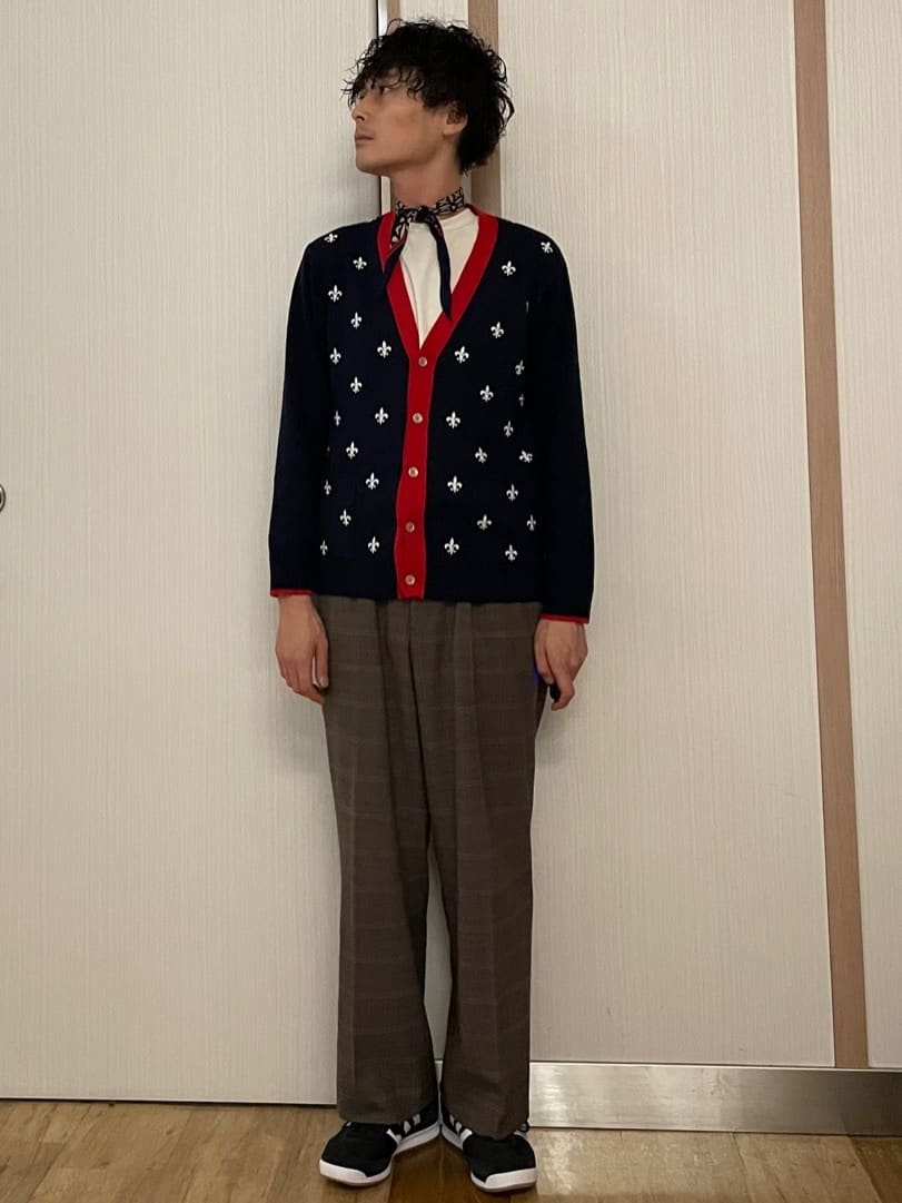 橋本さんの「DRESSTERIOR｜◆ウォッシャブル コットンカシミヤスムースニット」を使ったコーディネート