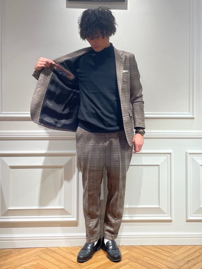橋本さんの「DRESSTERIOR｜◆サスティナブル タートルニット」を使ったコーディネート