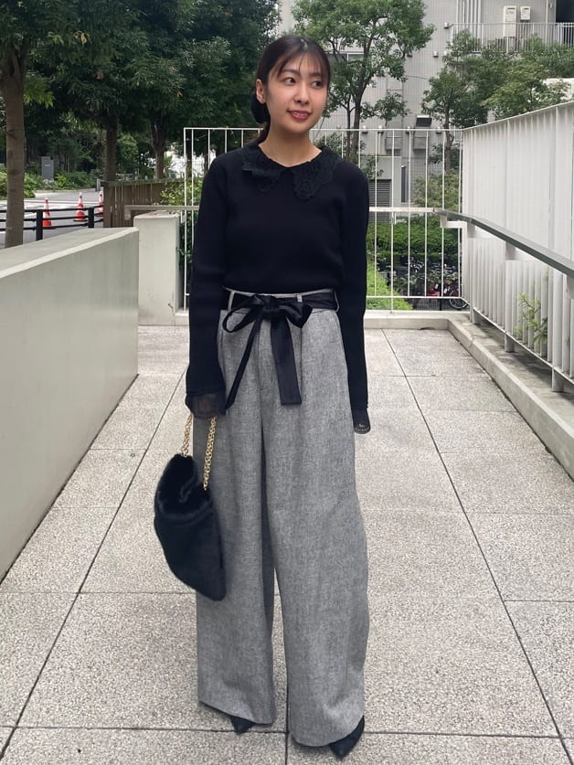 abeさんの「Couture brooch｜フェイクファーチェーンバッグ」を使ったコーディネート