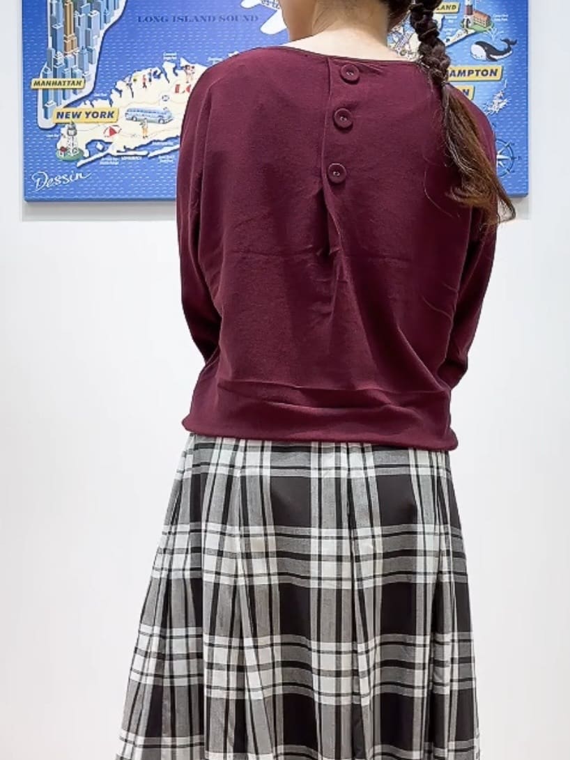 Yasucoさんの「Dessin｜【洗える】後ろボタンニットプルオーバー七分袖」を使ったコーディネート