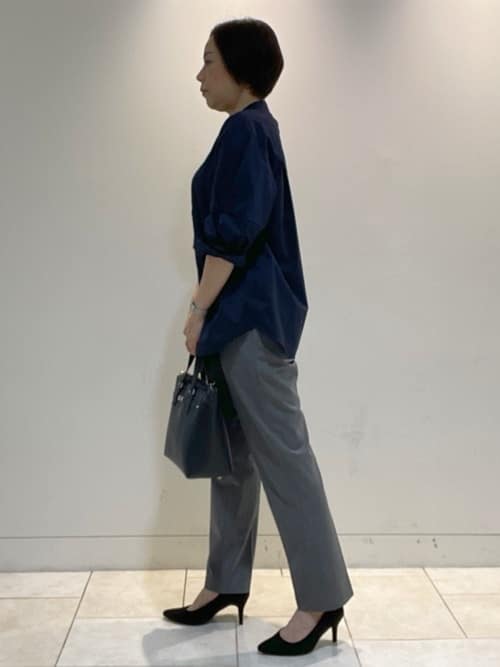 フミさんの「Reflect｜【さらっと一枚で決まる／重ね着にもおすすめ◎】タックスリーブシャツブラウス」を使ったコーディネート