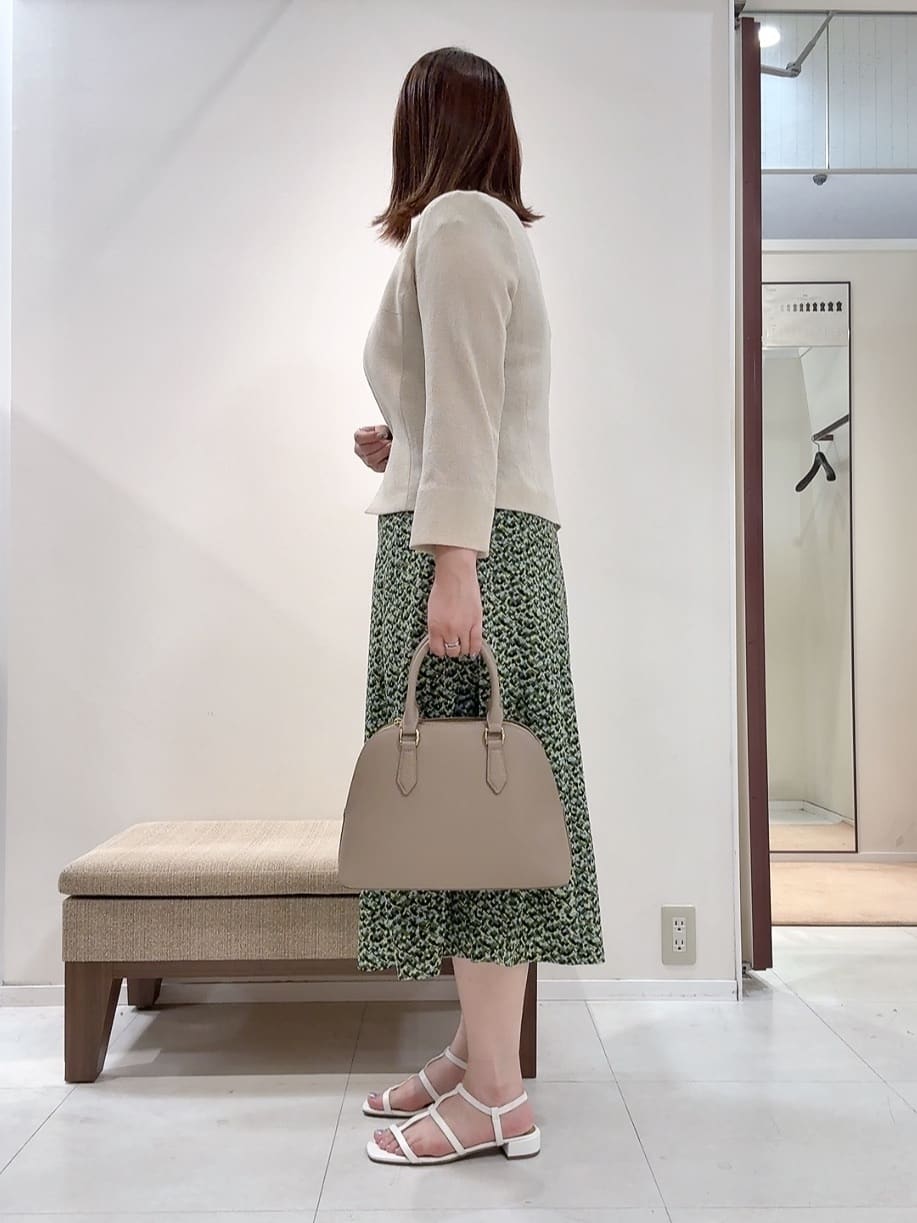 YUIさんの「UNTITLED｜【短丈/日本製】カラミ風メッシュ ノーカラージャケット」を使ったコーディネート