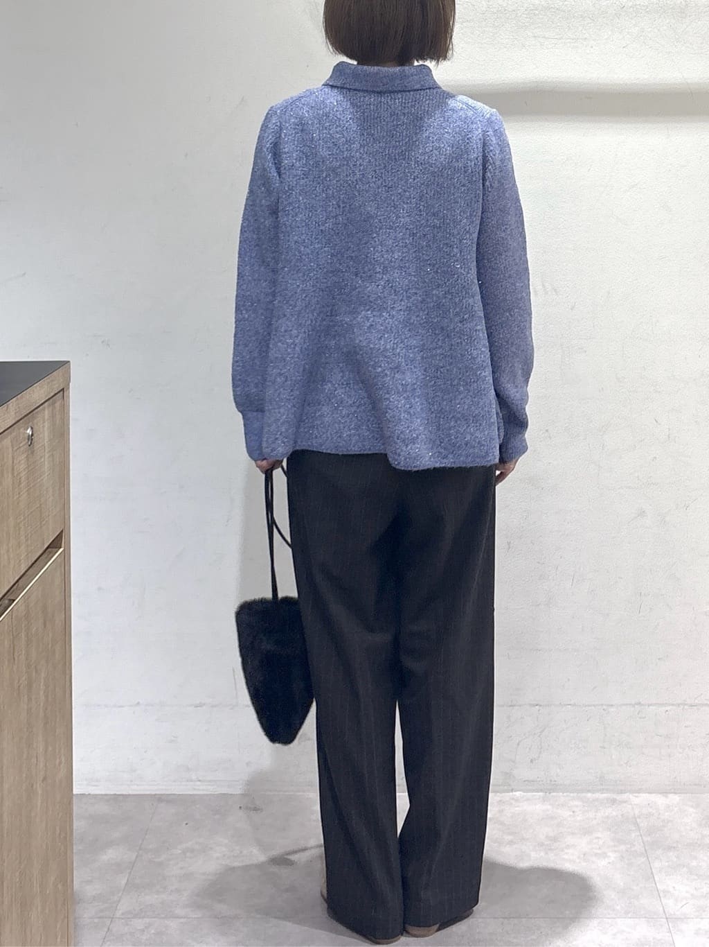 たけねぇさんの「OPAQUE.CLIP｜スパンコールラメ衿2WAYペプラムニット【洗濯機OK】」を使ったコーディネート