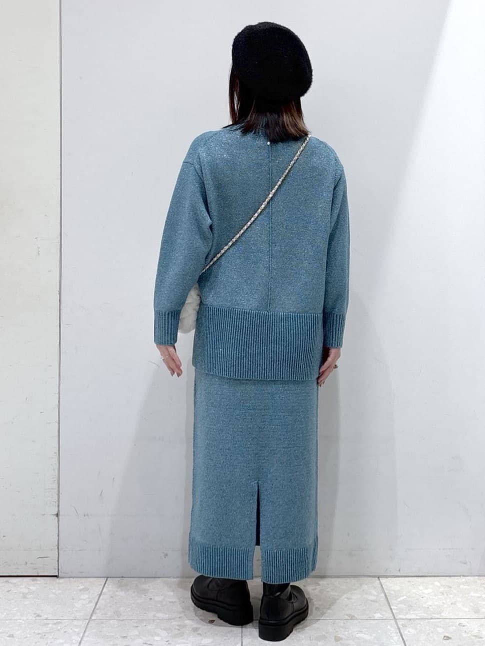 mameさんの「OPAQUE.CLIP｜カシミヤブレンドウールチェスターコート」を使ったコーディネート