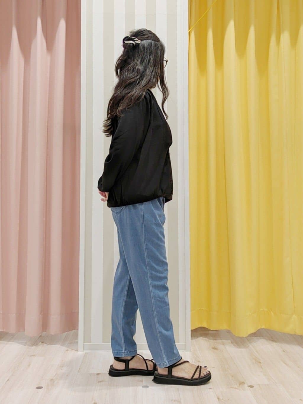 かずみさんの「SHOO･LA･RUE｜【洗濯機可/S-LL】さっと羽織れる 軽量リブブルゾン」を使ったコーディネート