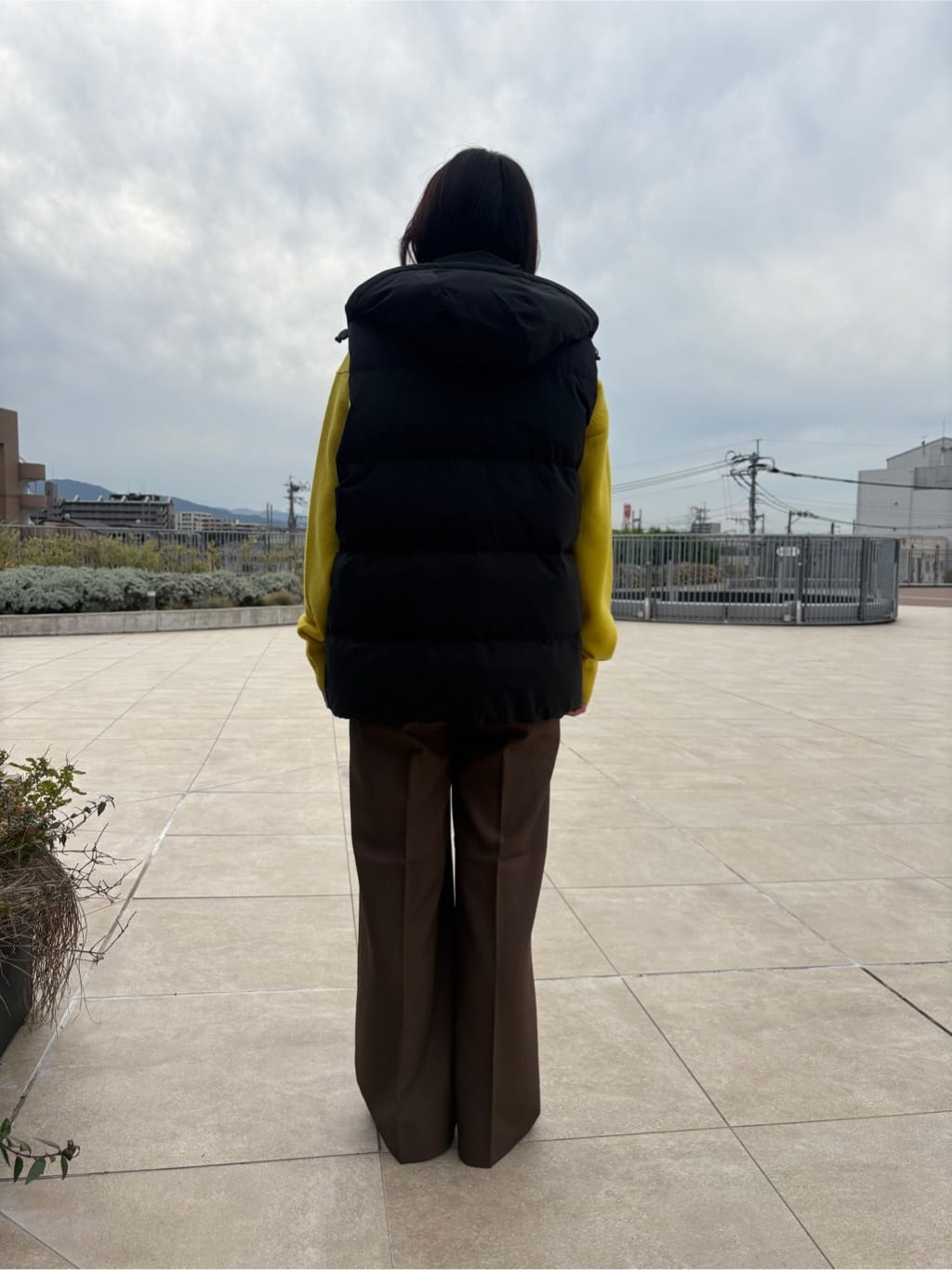 よぴさんの「TAKEO KIKUCHI｜【袖取り外し可】デタッチャブル ダウンブルゾン」を使ったコーディネート