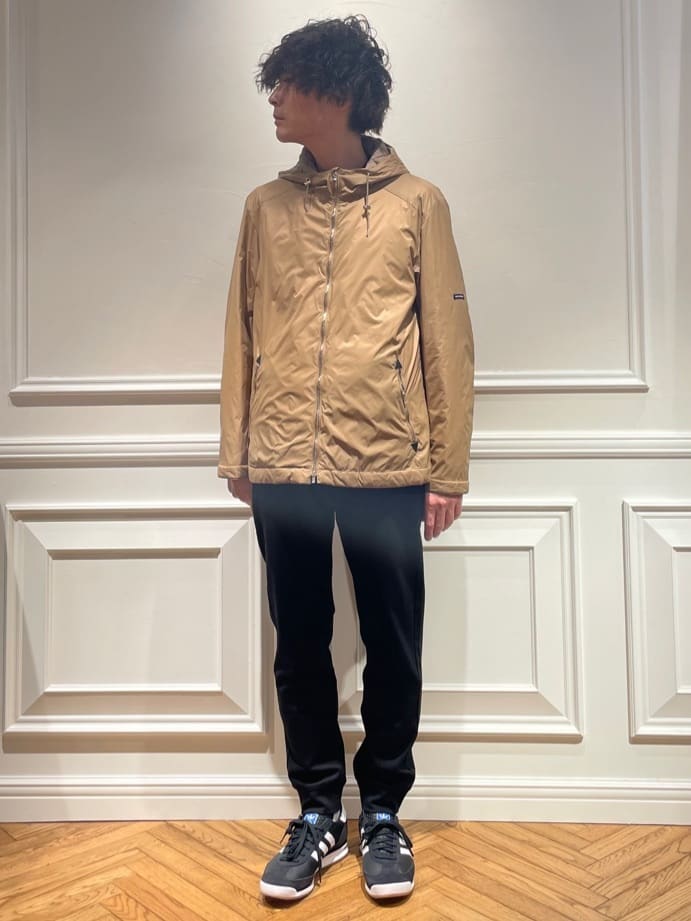 橋本さんの「DRESSTERIOR｜LIMONTA スーパーライト パデッドパーカー」を使ったコーディネート