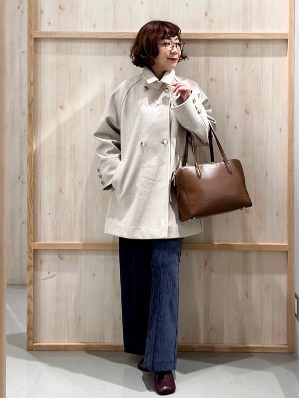 nakoさんの「THE SHOP TK｜クラシカルな装い ウールライクスタンドカラーコート」を使ったコーディネート