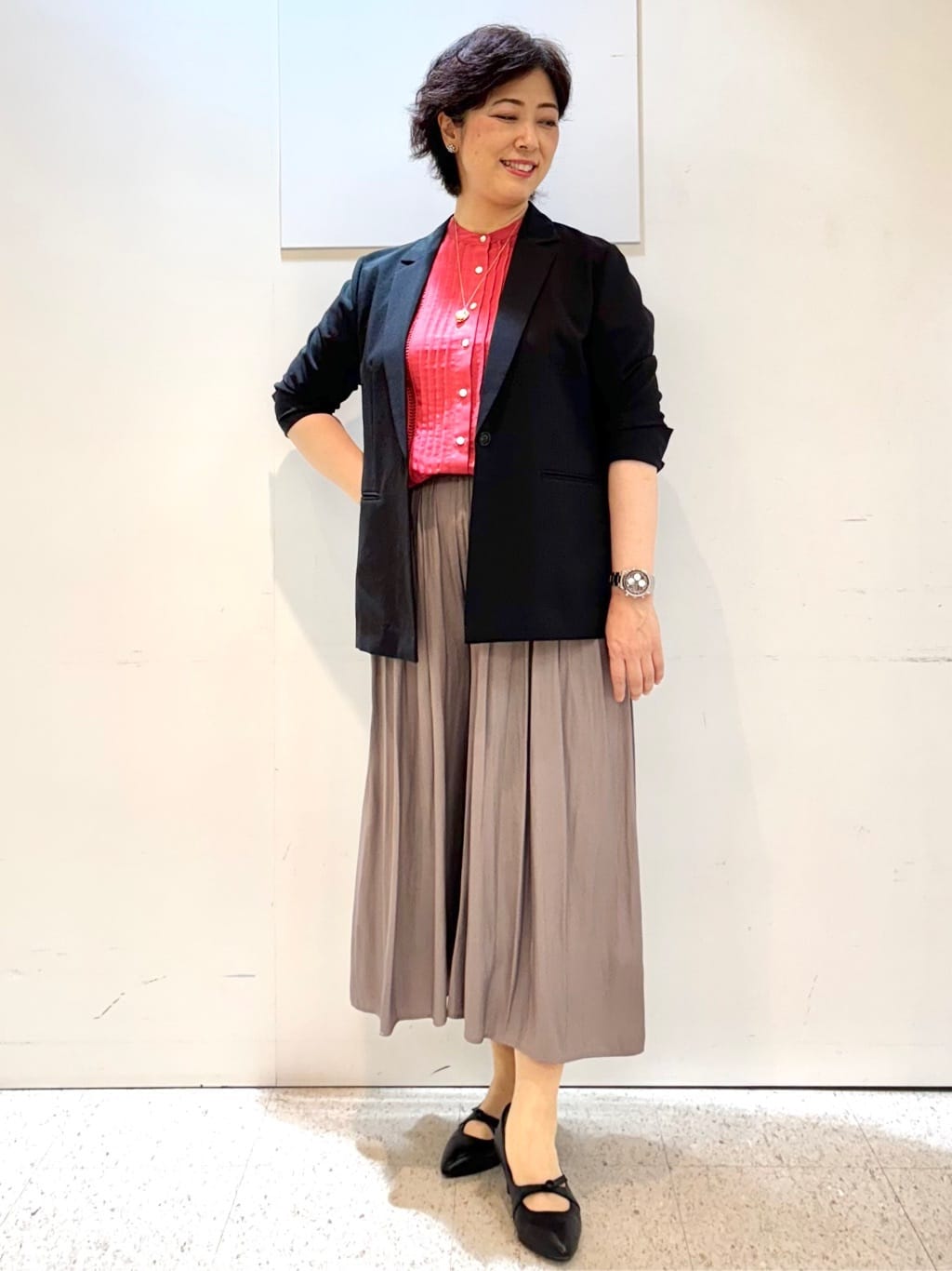 ヤスコさんの「Reflect｜【ウエストゴム仕様／長く着られる◎】スカーチョパンツ」を使ったコーディネート