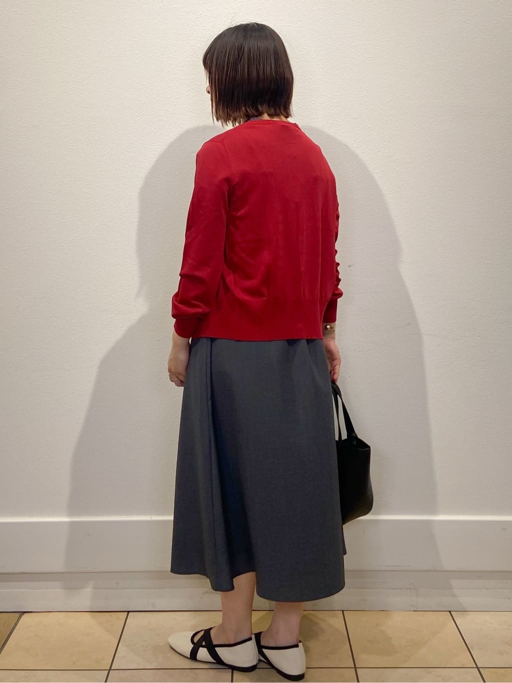 kimiさんの「index｜《美人百花掲載》ビジュークルーネックカーディガン【洗濯機洗い可／UVケア／接触冷感／抗ピル】」を使ったコーディネート