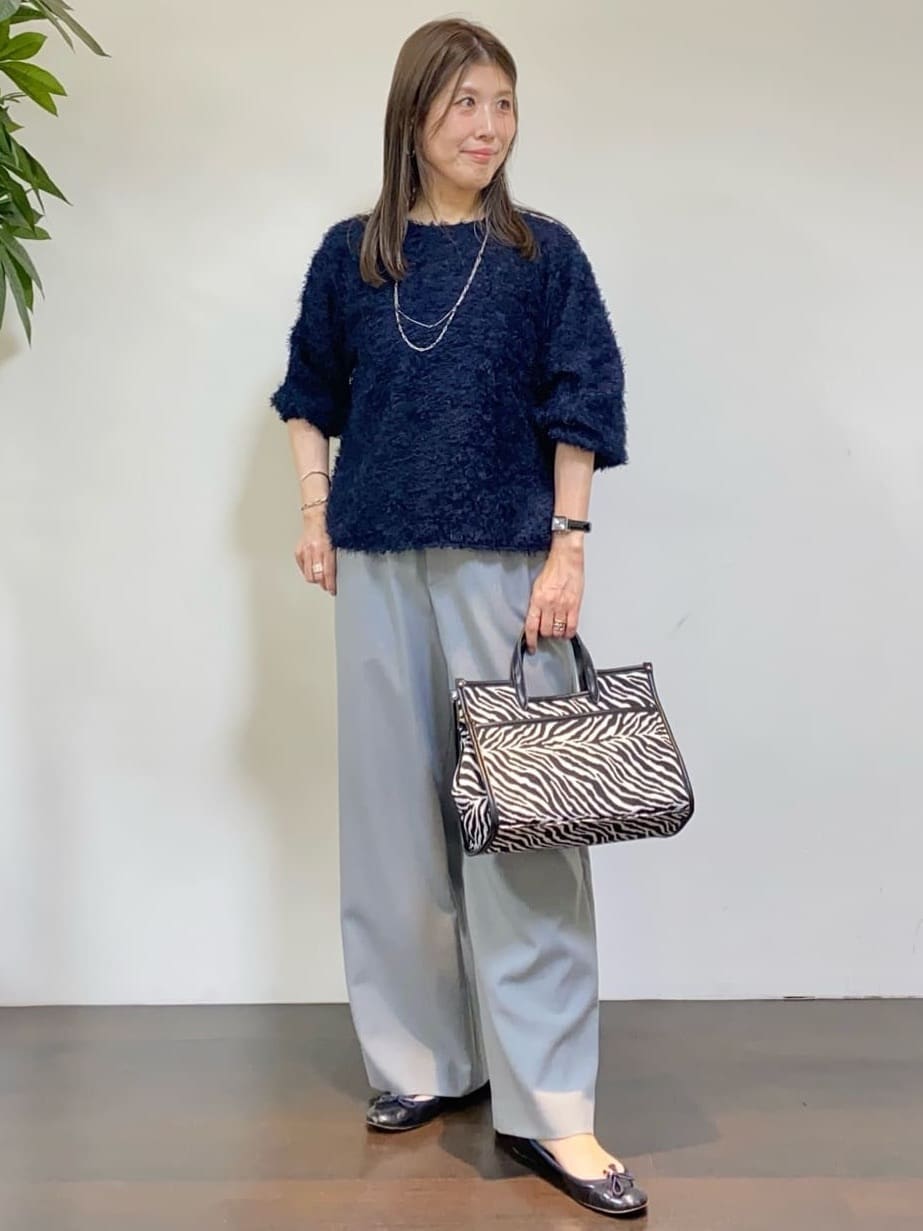 tomoさんの「UNTITLED｜【洗える/ワイド/ウエストゴム】ストレッチドロストパンツ」を使ったコーディネート