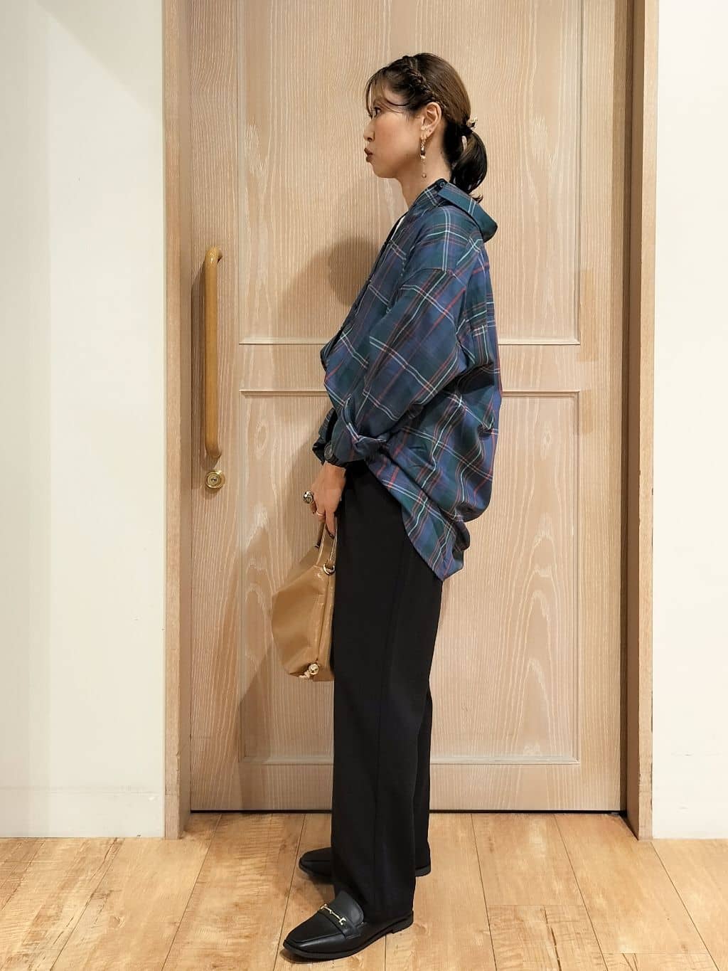 YUKIさんの「SHOO･LA･RUE｜【洗濯機可/S-LL】程よい抜け感 大人のチェックシャツ」を使ったコーディネート