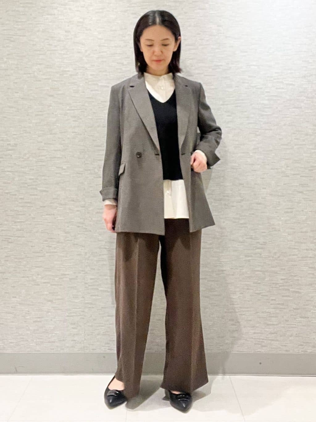 marikoさんの「Reflect｜【さらっと一枚で決まる／重ね着にもおすすめ◎】タックスリーブシャツブラウス」を使ったコーディネート