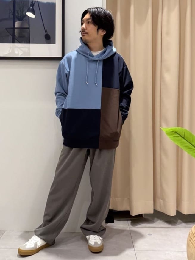 はさんの「THE SHOP TK｜【一枚で着映える】ポンチブロッキングパーカ 洗濯機OK」を使ったコーディネート