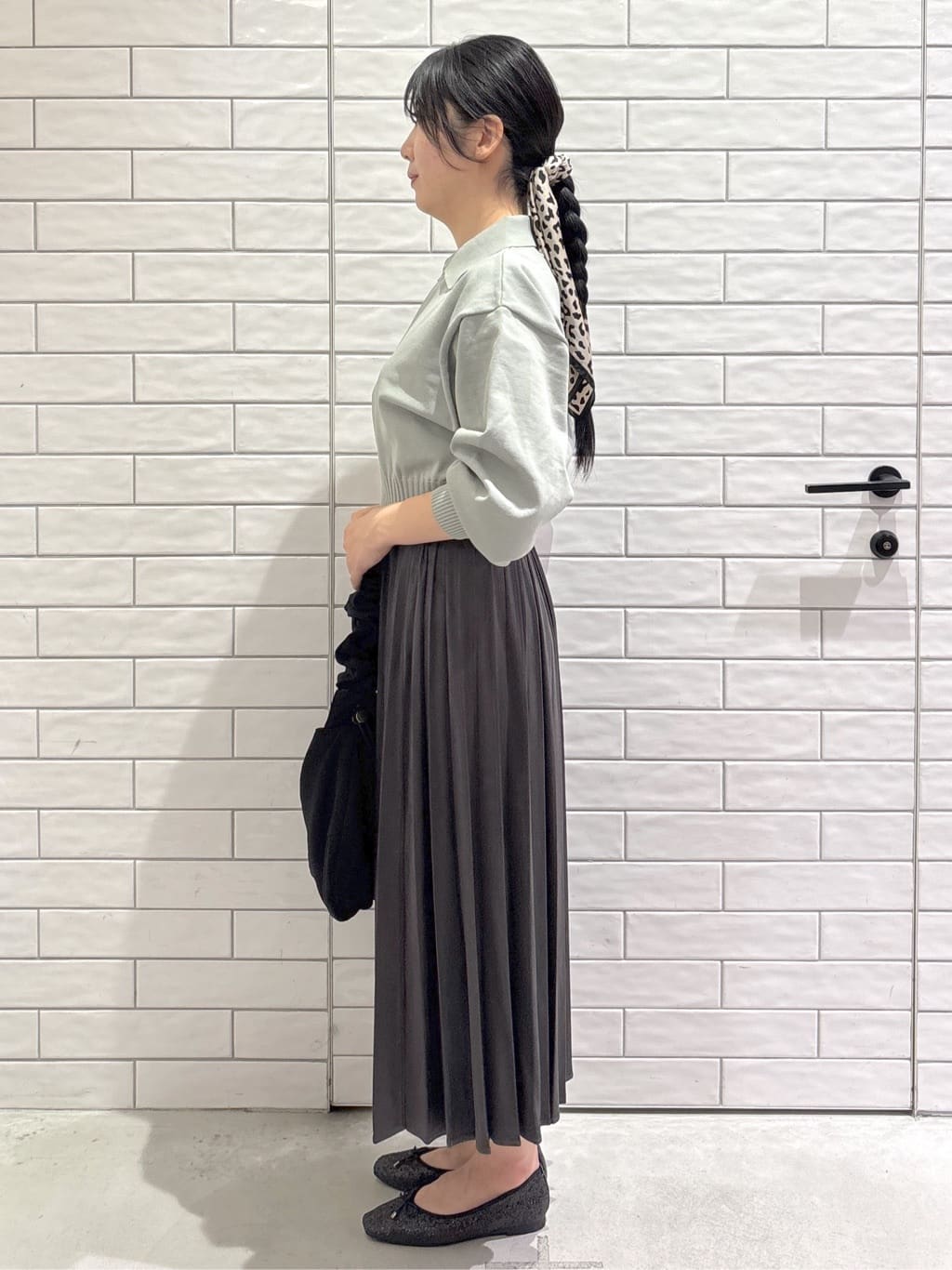 ayumiさんの「OPAQUE.CLIP｜襟付きZIPアップニットカーディガン【洗濯機洗い可／抗ピル】」を使ったコーディネート