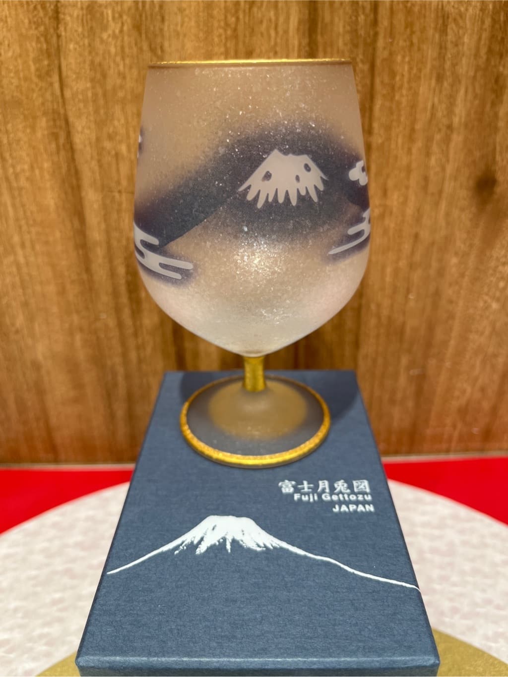 アリオ川口さんの「212 KITCHEN STORE｜富士月兎図 脚付杯」を使ったコーディネート
