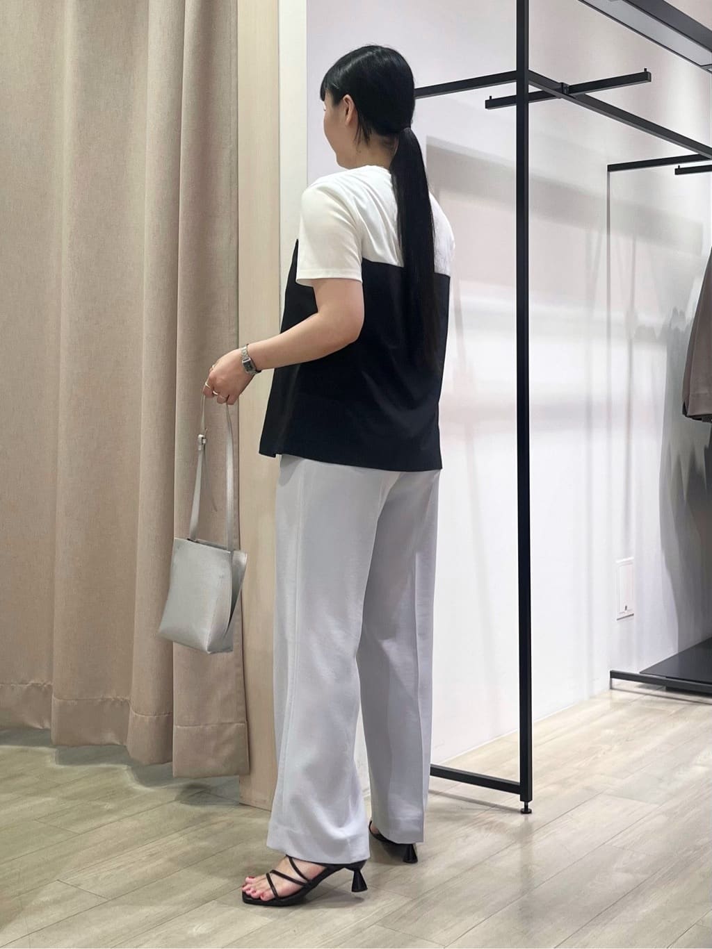 hasuさんの「INDIVI｜【洗える】ビスチェレイヤード風トップス」を使ったコーディネート