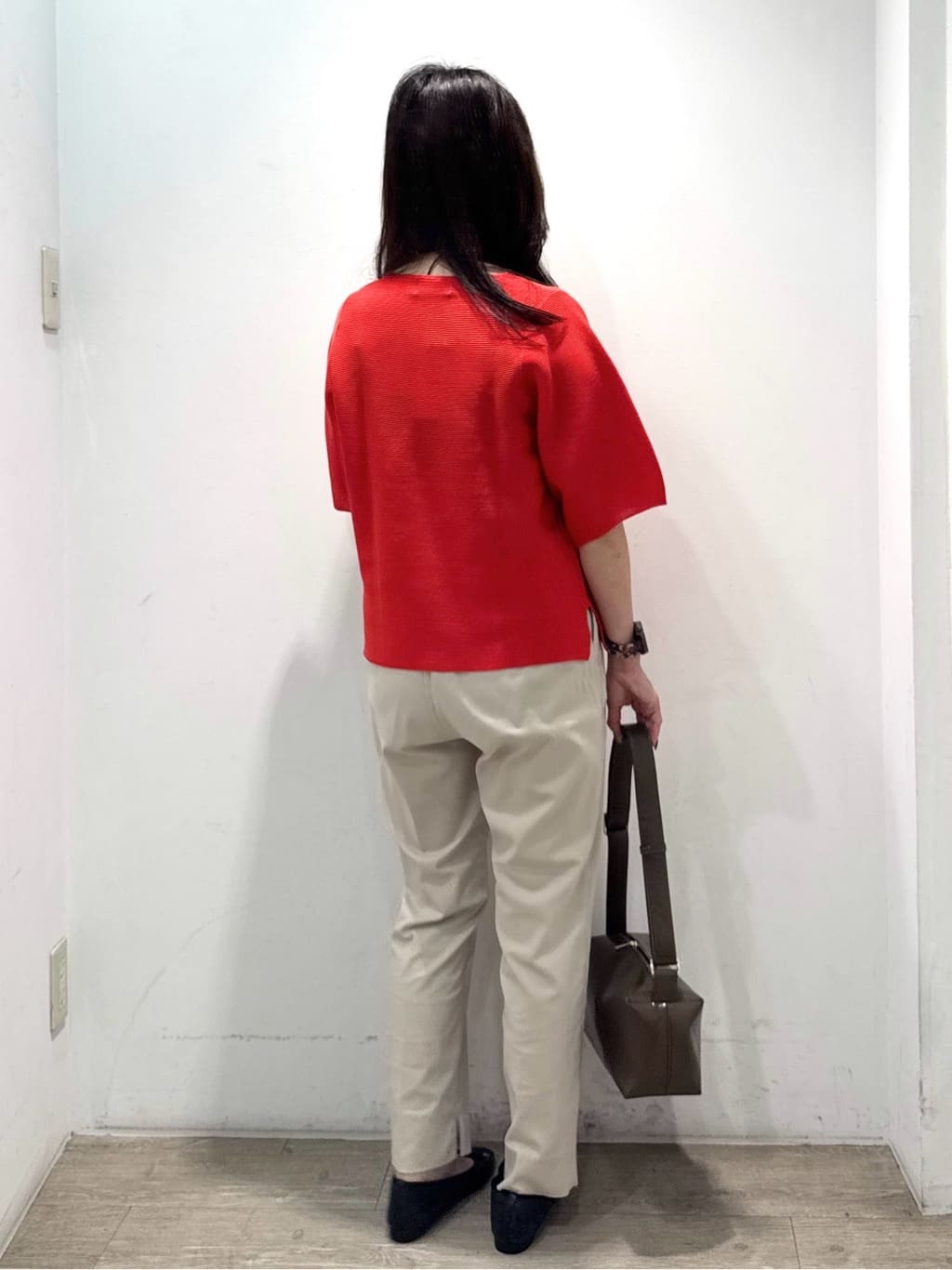 yuicciさんの「OPAQUE.CLIP｜ガーターボリュームスリーブニット【UVケア／洗濯機洗い可】」を使ったコーディネート