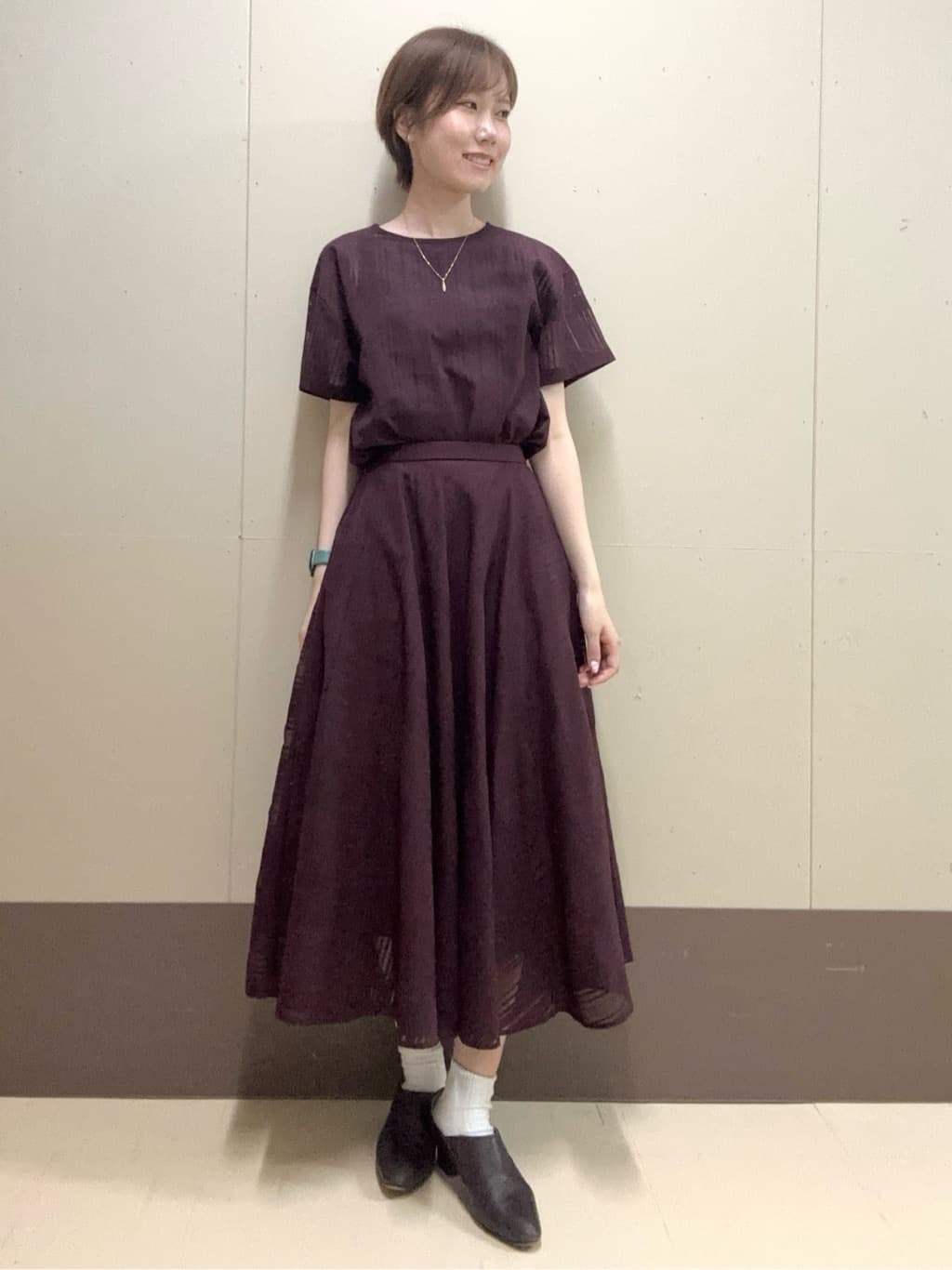 mioさんの「UNTITLED｜【セットアップ可/後ろウエストゴム】シアーチェックスカート」を使ったコーディネート