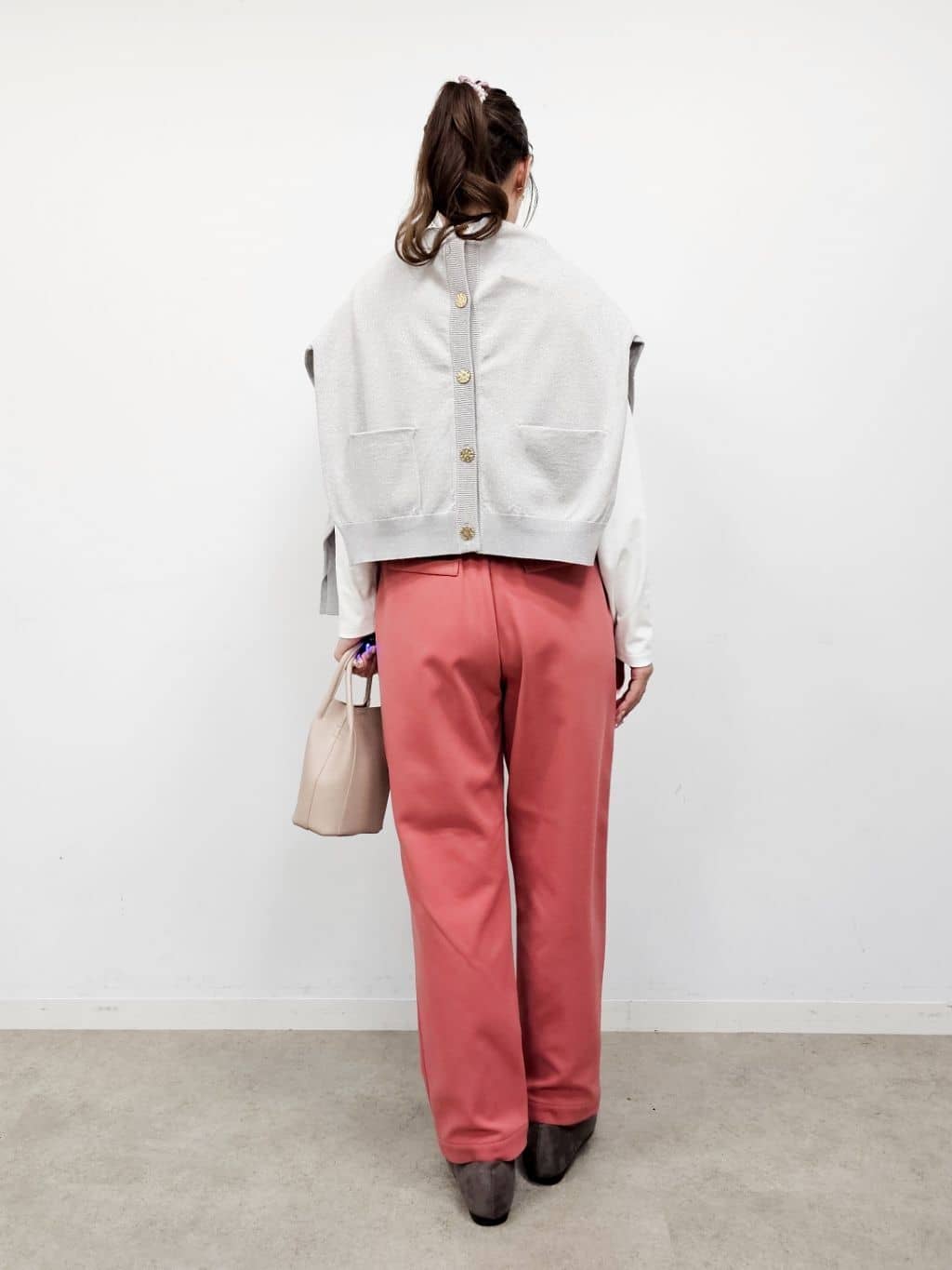 ゆゆさんの「SHOO･LA･RUE｜【S-LL】美しく見せる ボートネックロンT」を使ったコーディネート