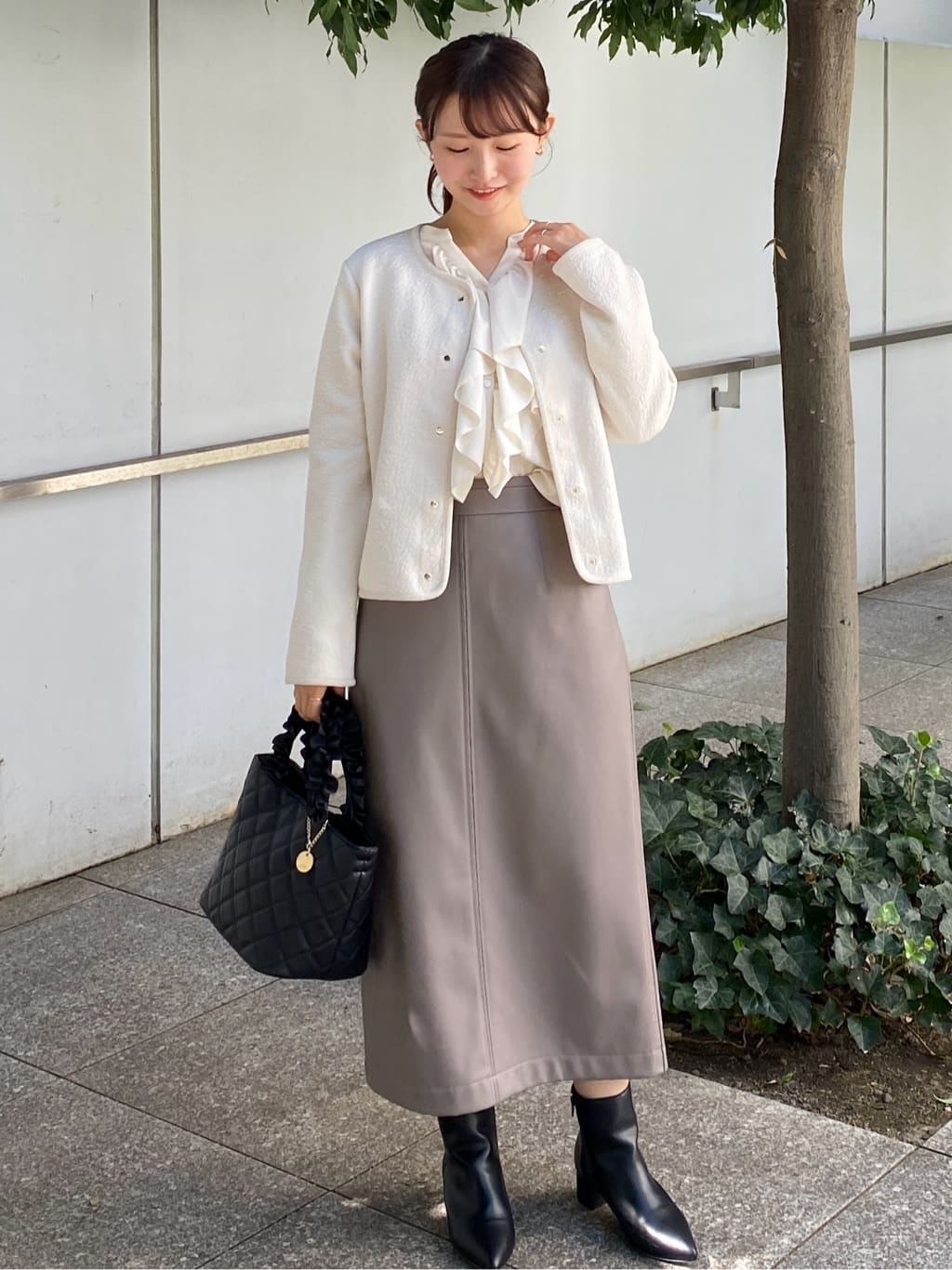 みさかさんの「index｜ストレッチノーカラーブルゾン【洗濯機OK】」を使ったコーディネート