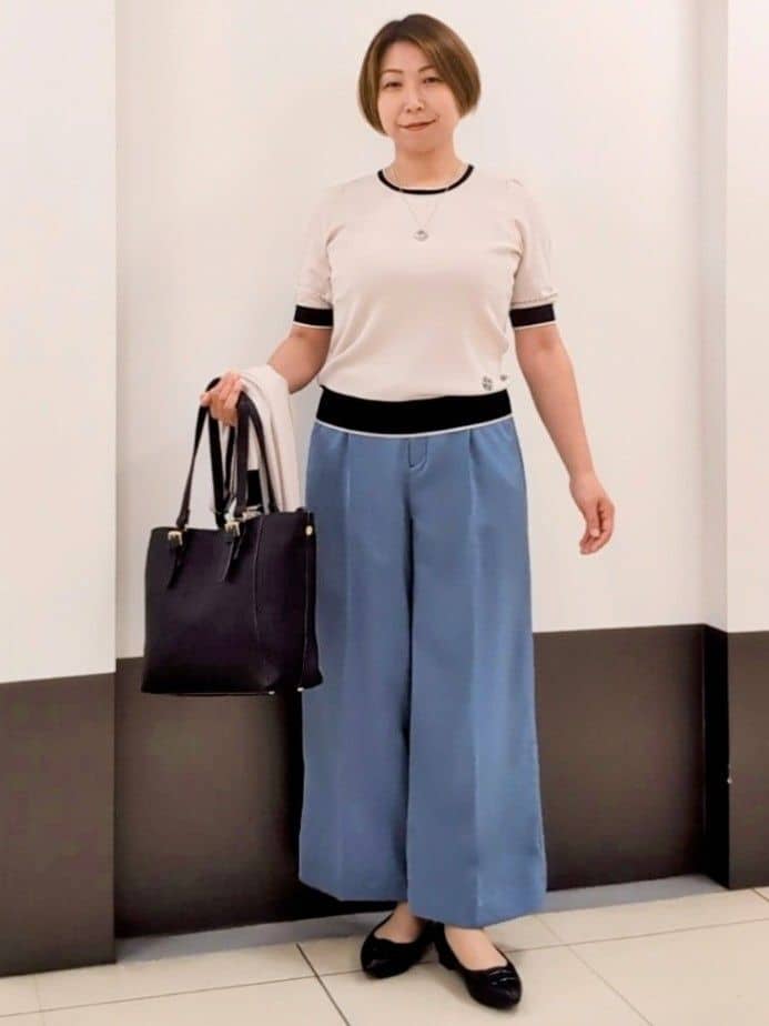 じゅりさんの「Reflect｜【WEB先行カラーあり／手洗い可／アンサンブル可】バイカラーカーディガン」を使ったコーディネート