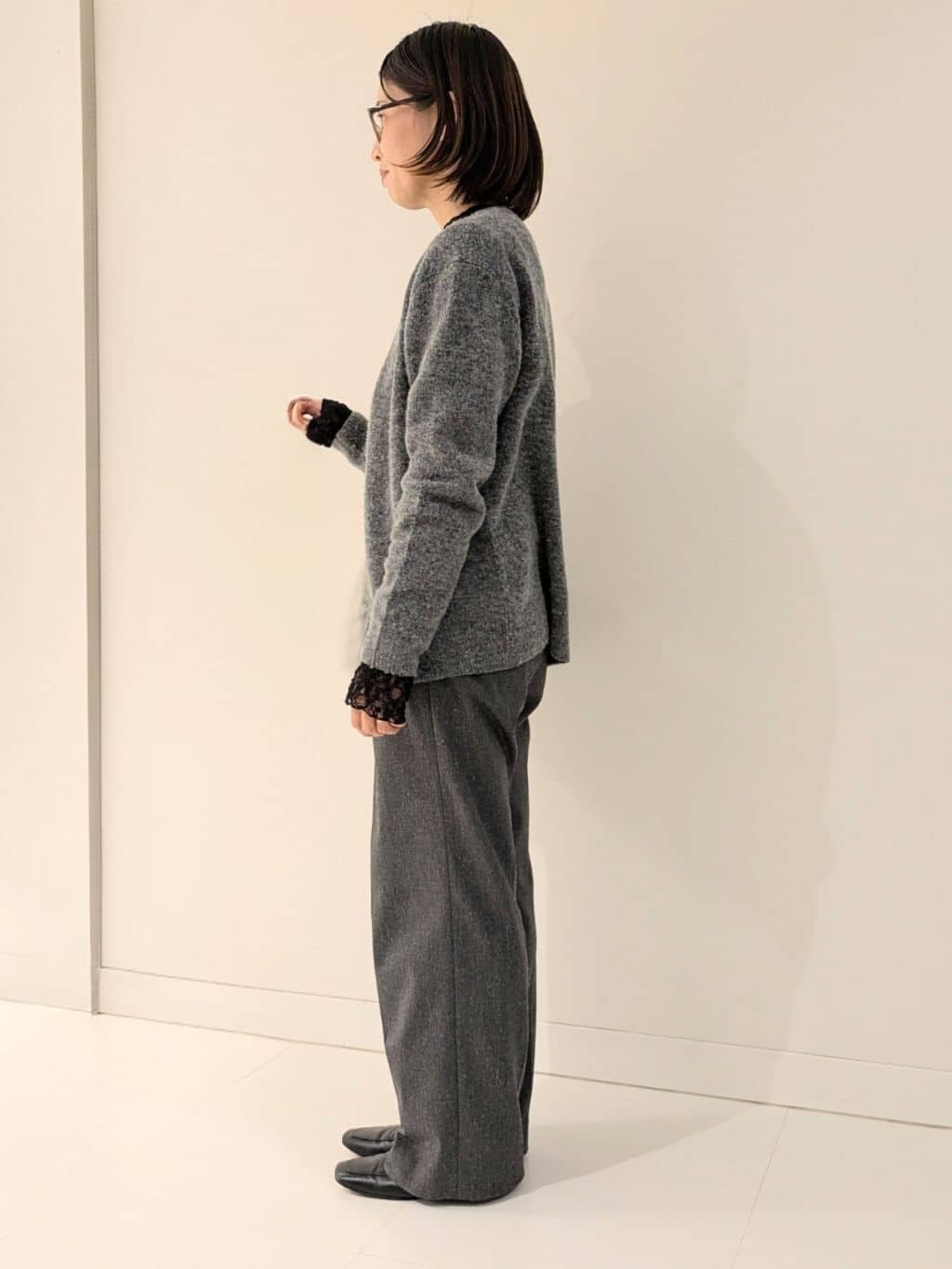 yukariさんの「UNTITLED｜【ワイド/後ろゴム/シーズンレス】シルクネップツイードパンツ」を使ったコーディネート