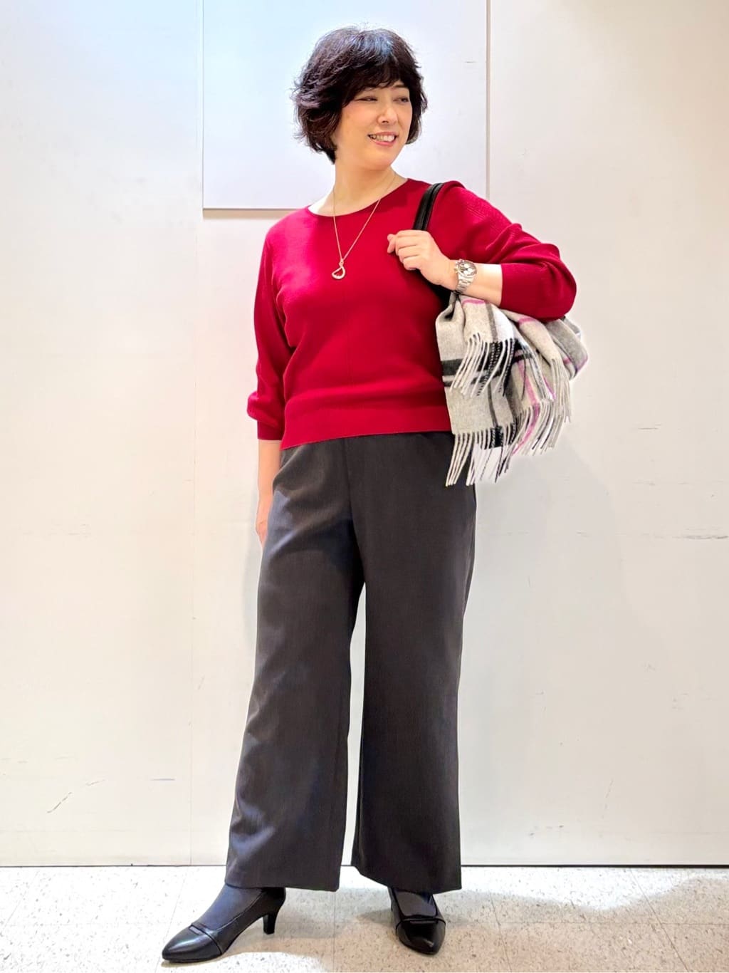 ヤスコさんの「Reflect｜【選べる6色／長く着られる◎】ボートネックニット」を使ったコーディネート
