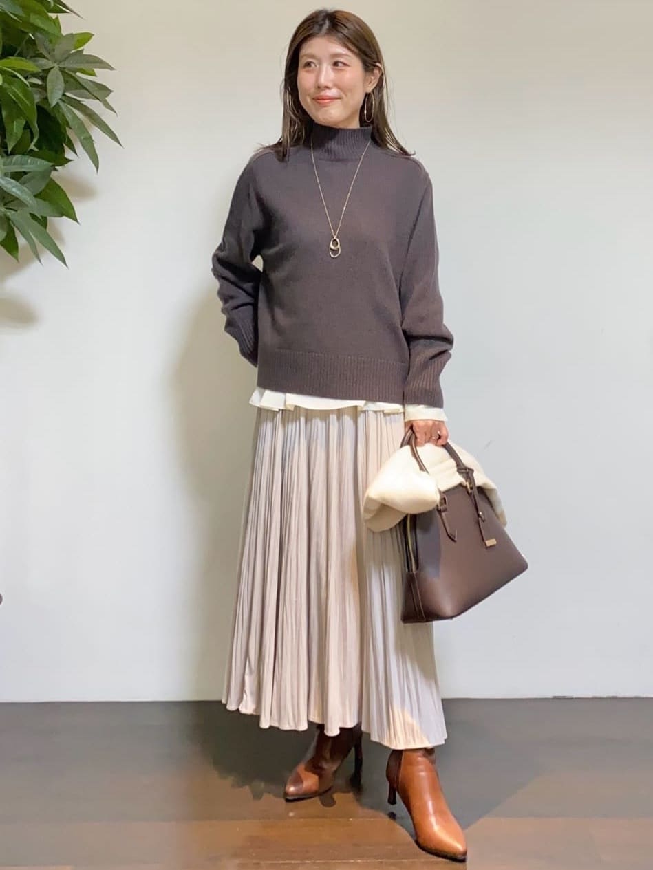 tomoさんの「UNTITLED｜【8色展開/洗える】ウールカシミヤ ハイネックニット」を使ったコーディネート
