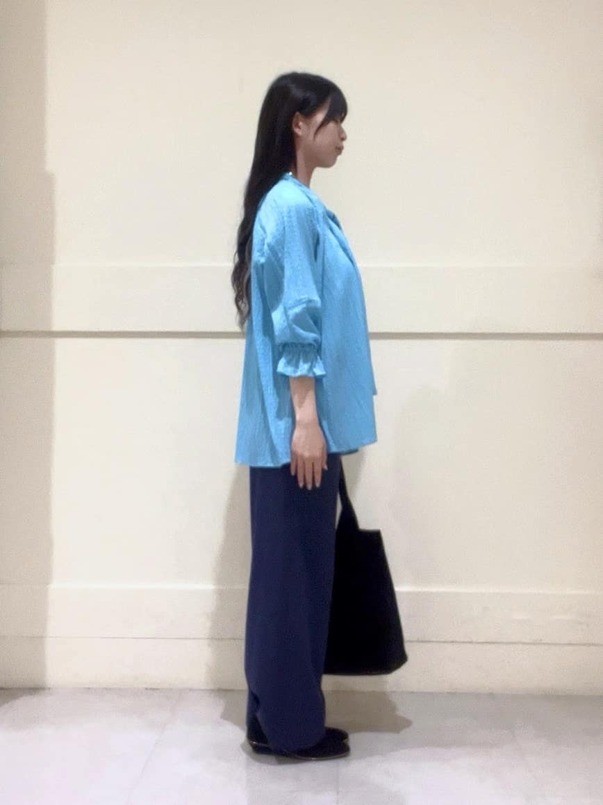 kumiさんの「INDIVI｜【デニムライク】マリンボタン リネン混ワイドパンツ」を使ったコーディネート