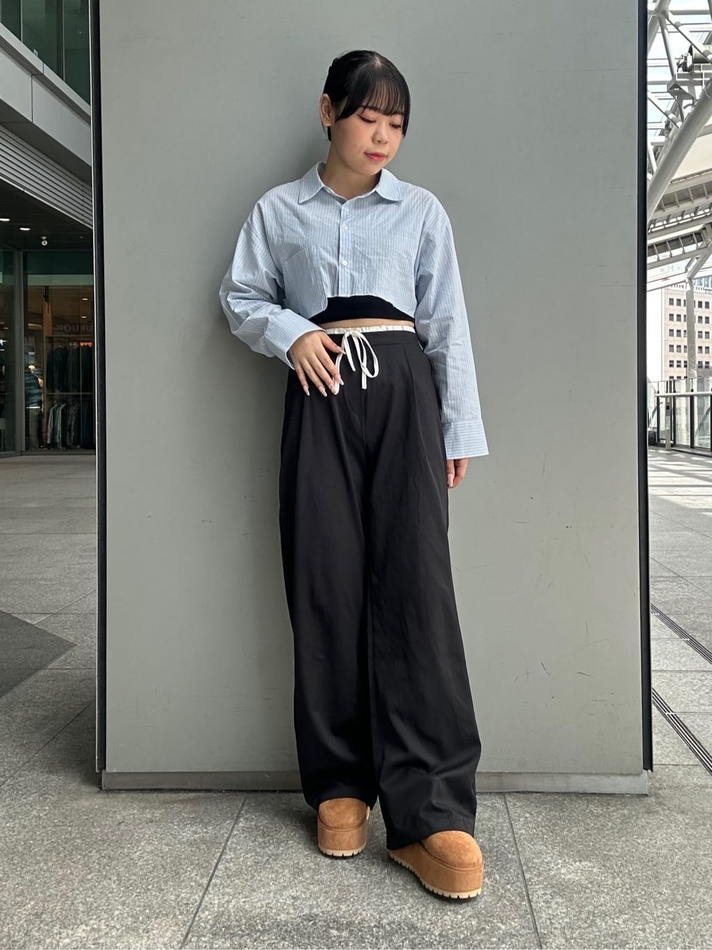 あずみさんの「ESPERANZA｜【EC先行販売】厚底レースアップリボンフェイクムートンブーツ」を使ったコーディネート