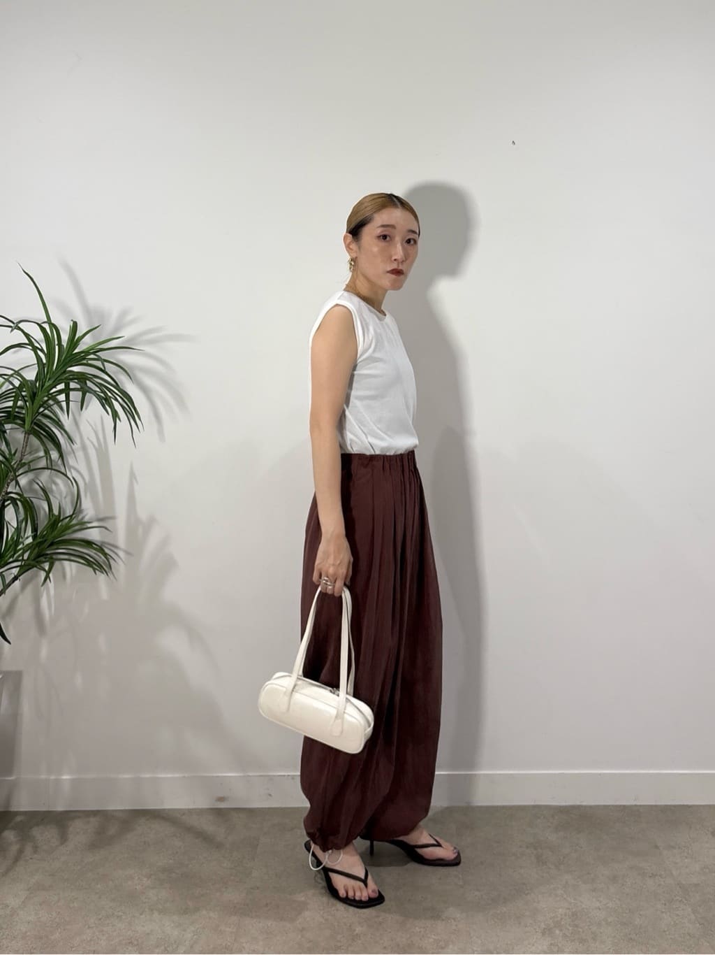 kotakiさんの「INDIVI｜キャミセットカットソー」を使ったコーディネート