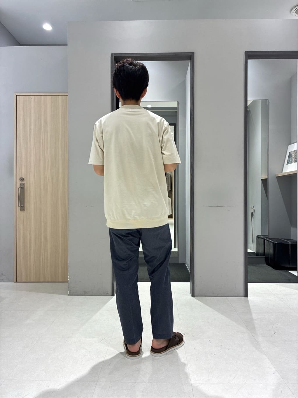わいずみさんの「TAKEO KIKUCHI｜【抗菌防臭／5サイズ展開】ハイゲージポンチ Tシャツ」を使ったコーディネート